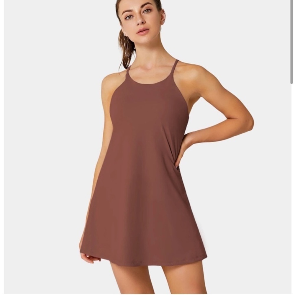 NWT Halara Everyday 2-in-1 Activity Dress-Perfection in Auburn Red